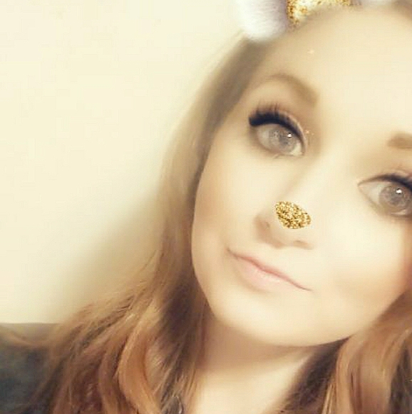 Meet your Posher, Catherine♡ - Picture 1 of 1